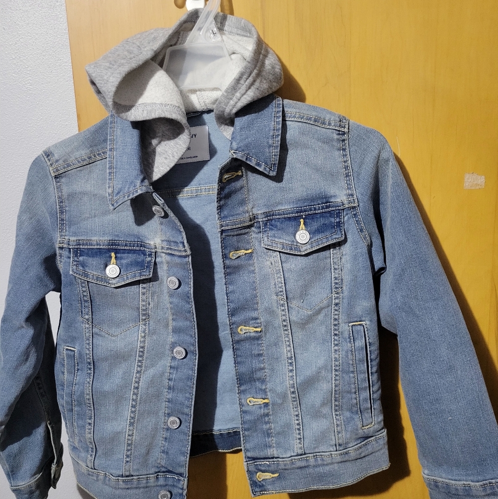 Old Navy Size 10 light blue Jean Jacket with grey fleece hood